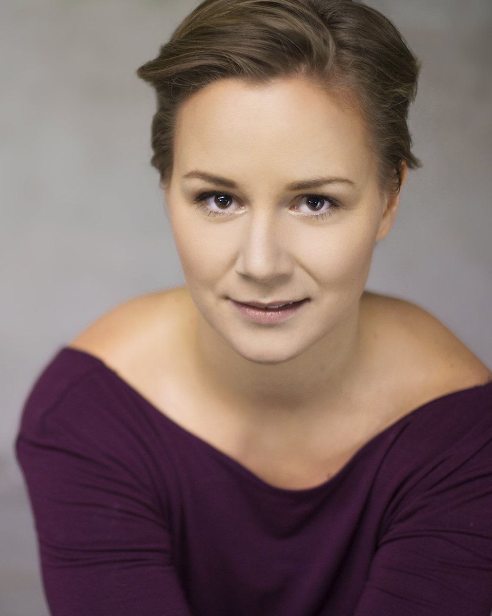 New Headshot for Actress Rosie Grypma  nataliaanja.com // Hair &amp; MU by <a href="/VoilaLounge/">Shayna Coumont</a> #Vancouver