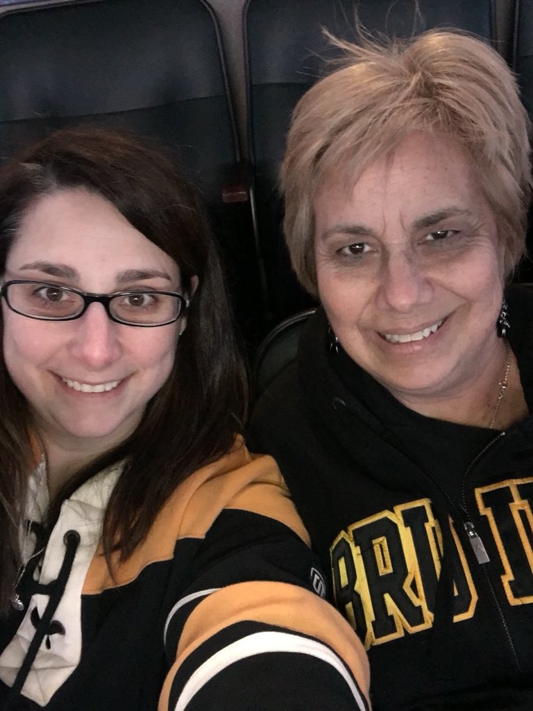 lynchchristinem's tweet photo. #nhlbruins https://t.co/b8vbVMJYlX