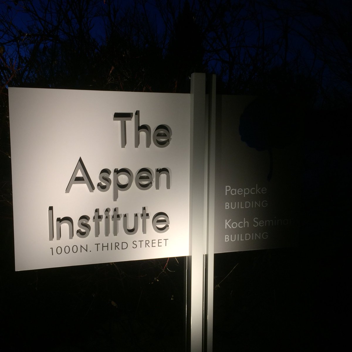 tyhollenbach's tweet photo. Back to one of my favorite places on earth! #WinterWords by @AspenInstitute with Tracy K. Smith. https://t.co/N7zrA74cev