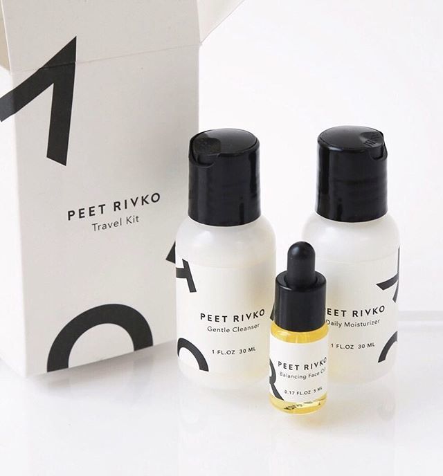Birthday Giveaway: we recently turned 1 (woohoo!), and to celebrate this ✨journey✨ we're giving away our go-everywhere Peet Rivko travel kit. To enter, comment below with your dream vacation destination, and we’ll chose a winner Sunday 🌴 ift.tt/2n78yGL