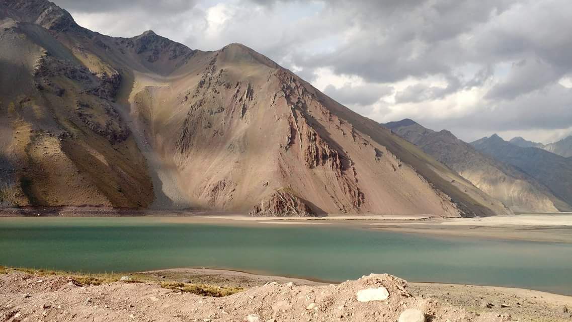 PabloStrings's tweet photo. Embalse el Yeso, tomada ayer con mi Motorola X2 #ChileLindo @aluksicc https://t.co/DOQqNNiKVc