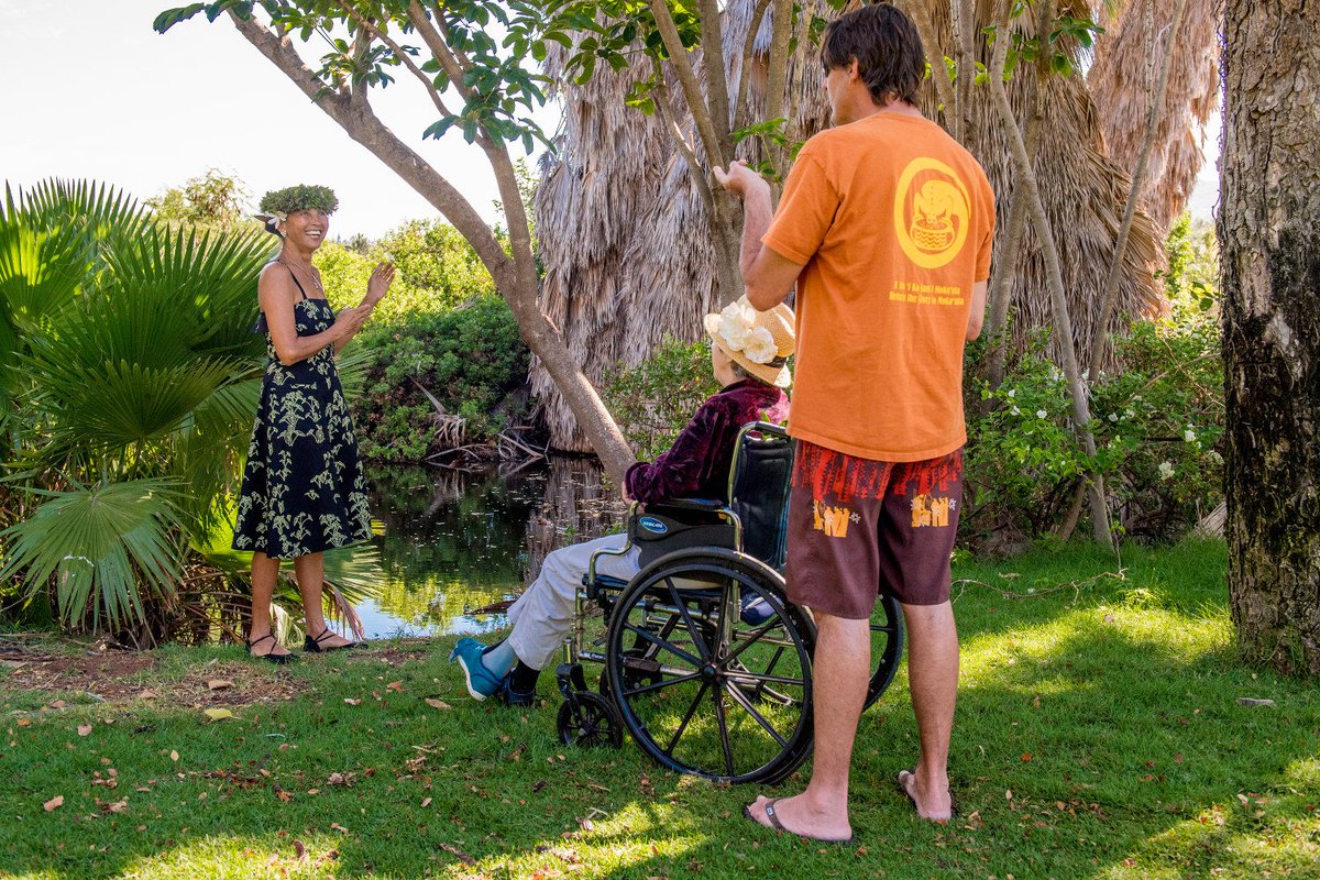 We #DareToBe authentic in all we share and do! Try one of our authentic Hawaiian cultural tours in #Lahaina or #Kaanapali soon 😎🌎 #Maui