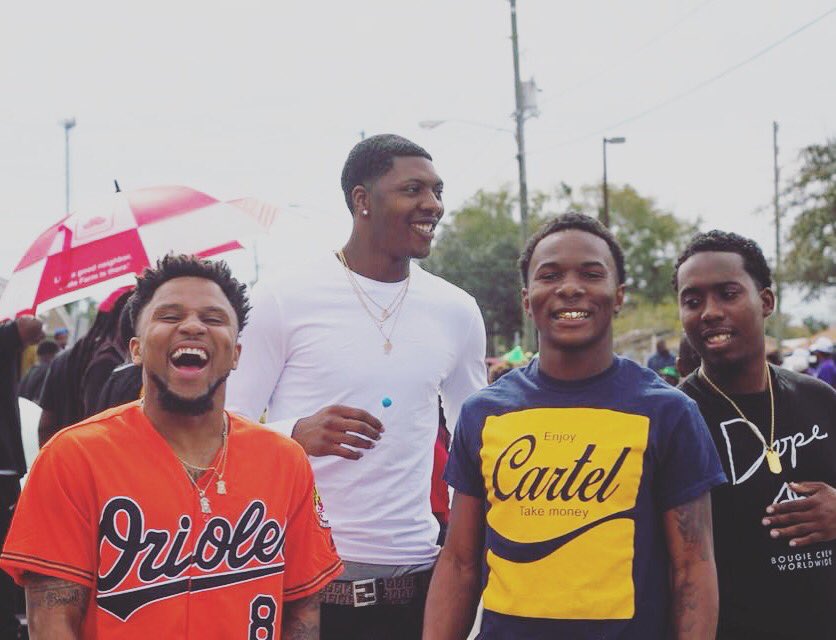 dorimontana's tweet photo. Get you a Haines City nigga, we come in all different sizes and colors. 💚🤞🏾 https://t.co/eKZWd8RHuL