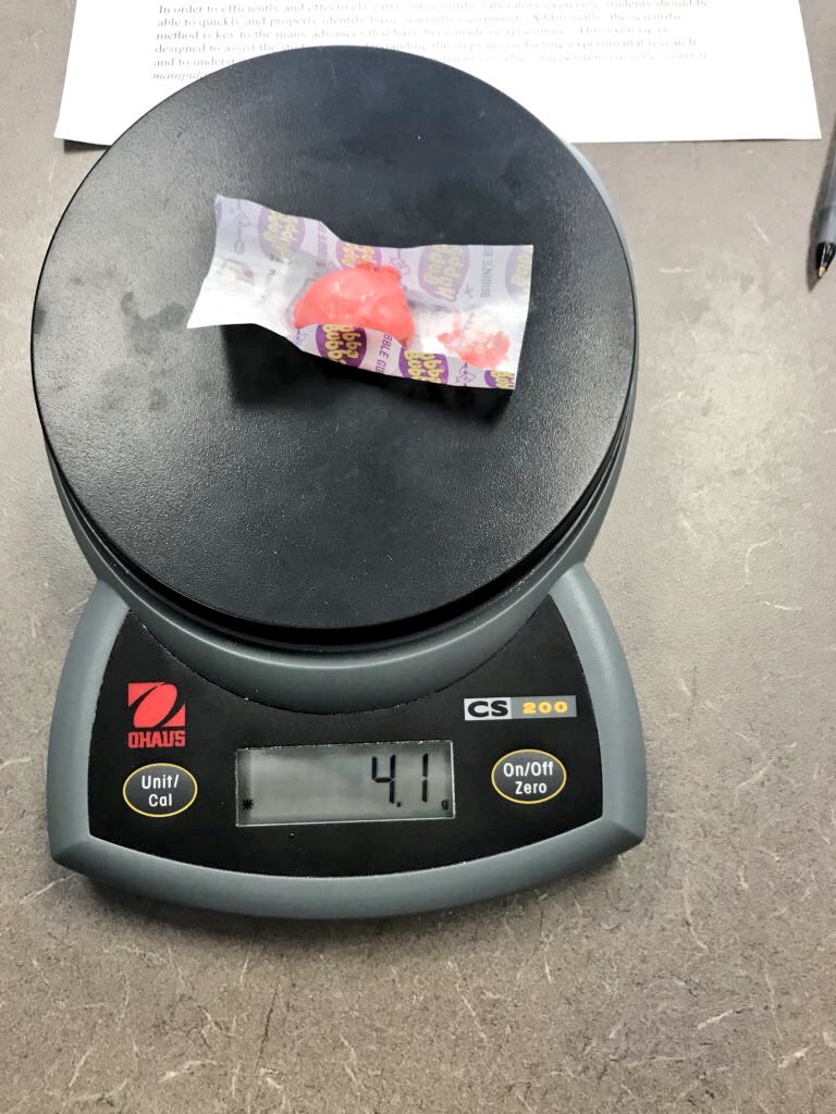 Gatorgabss's tweet photo. So much learning going on today! 🍬🍽📚 Gotta love #AEC4228 ! #hubbabubba #triangletest #foodscience @UFCALS @UFAEC @UF @PresidentFuchs
@sarah3larose @A_Thoron https://t.co/AV97M9s8aF
