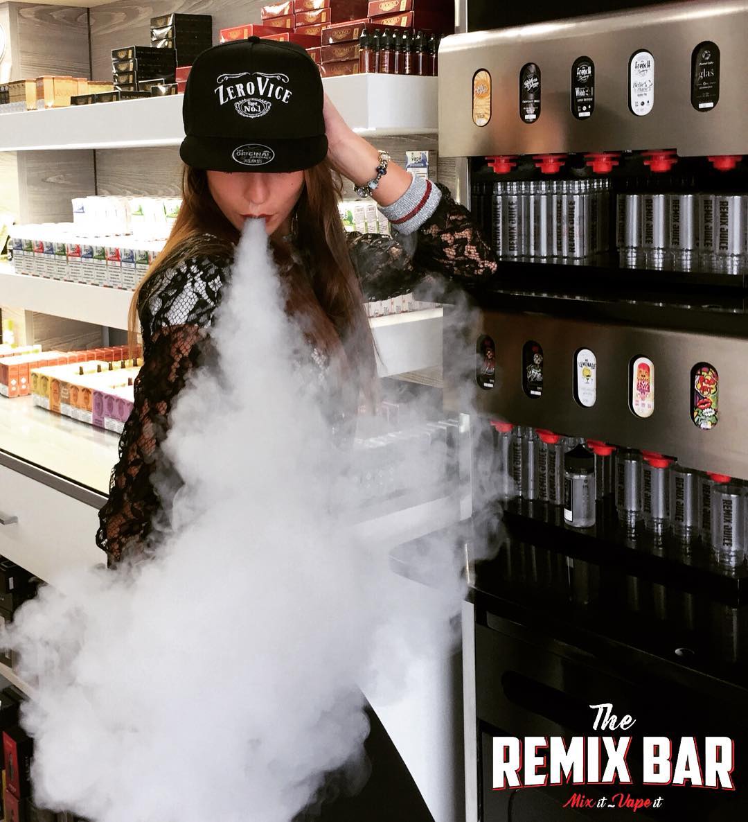 RemixJuiceCOM's tweet photo. #Vape #vapefam #vapeon #vapetricks #vapecloud #vapegirl #vaping #vapers #vapeporn #vapenation https://t.co/D1jS3vVBOI