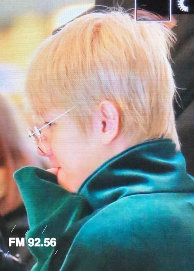 emomuIIet's tweet photo. IM NOT COMING BACK BUT I FOUND IT NECCESSARY TO MAKE AN OFFICIAL STATMENT ABOUT SOMETHING..:

LOOK AT THE LITTLE MULLET LOOK AT HIM GO HES NOT EVEN FAKE HAIR HES ALL NATURAL AND HES DOING SUCH A GOOD JOB ME AND THE MULLET EXTENSION ARE DROPPING OUR LAWSUIT AGAINST BBH AS OF TODAY https://t.co/8CvrxaR6GO