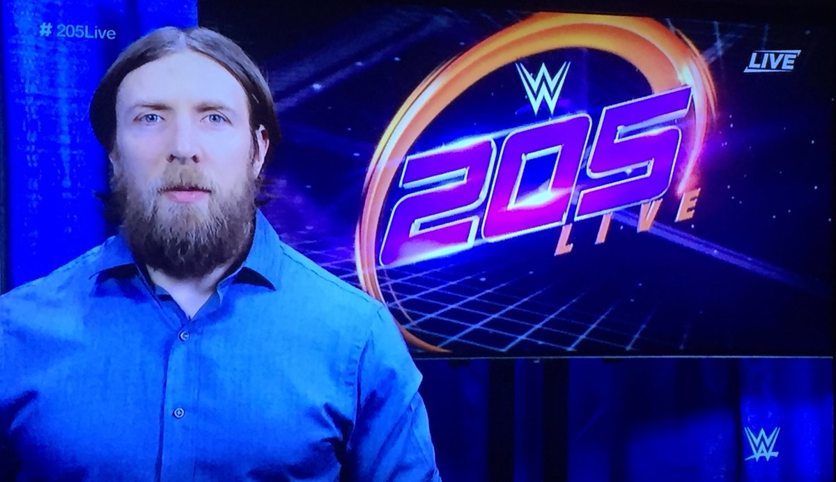 ShotOfWrestling's tweet photo. #DanielBryan just announced that next week there will be a #205Live General Manager and he or she will address the #cruiserweight Championship situation. #wwe #cruiserweightdivision https://t.co/QnuyNz6BA2