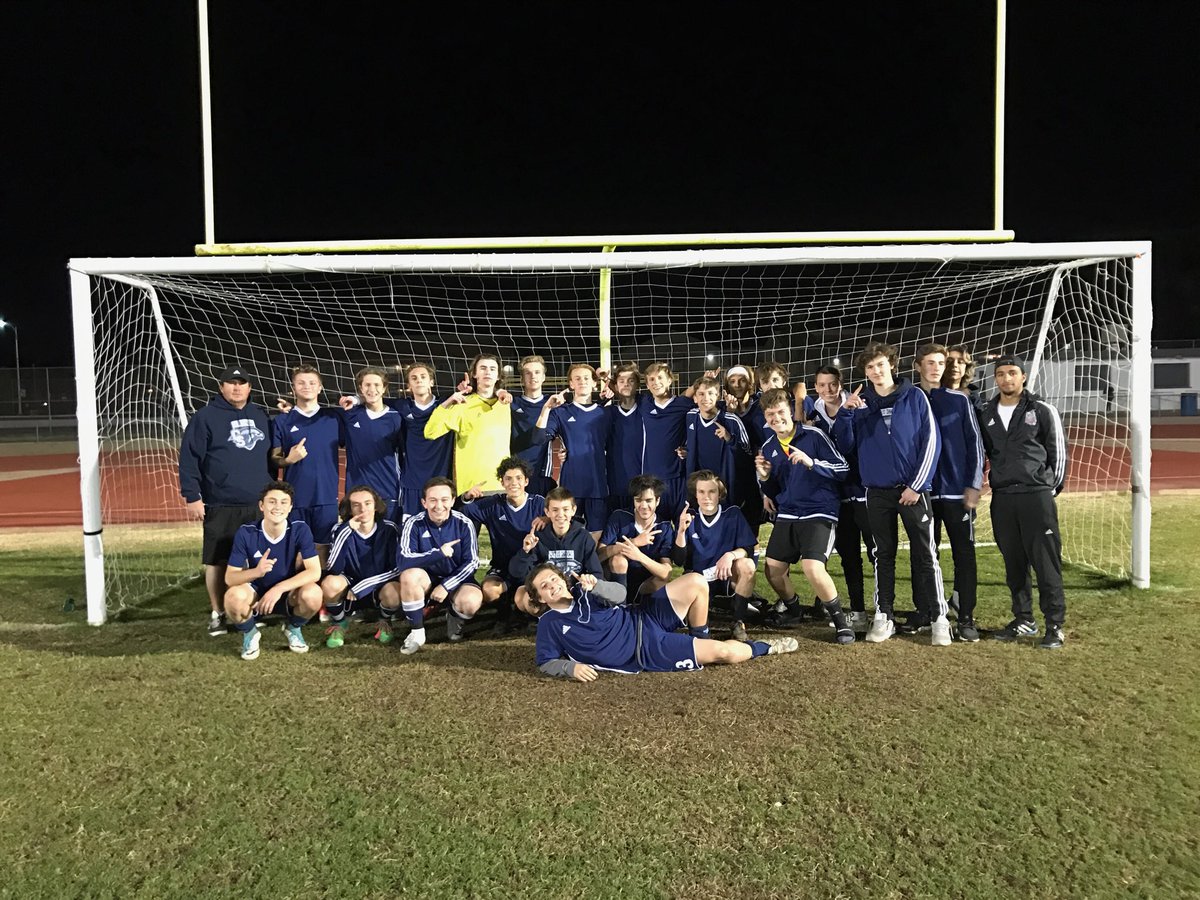 BOOM💥 YOUR Falcons Varsity Soccer Team are Region Champions beating Thunderbird 1-0 tonight - FALCON PRIDE!
