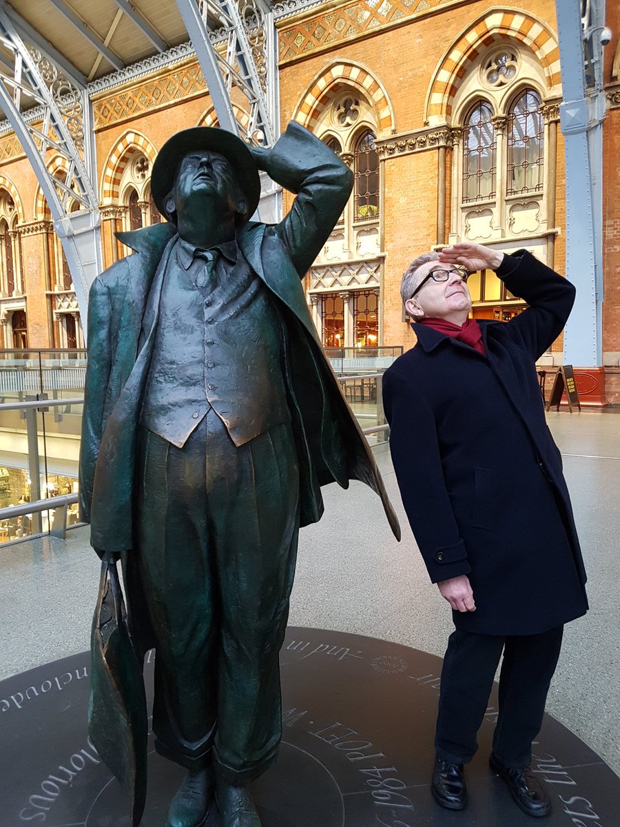 johnibbotson1's tweet photo. Me and Sir John surveying St Pancras Good start to the day #Retail https://t.co/aTPufufYqw