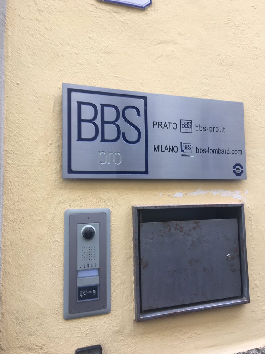 #times #change
Stasera saremo tutti a #Milano 
#commercialisti e #avvocati
per l'inaugurazione della #mostra di Marco #Biscardi, manifesto di #contemporaneità #MadeInItaly #generativita' #urbana 
bbs-lombard.com #Milan