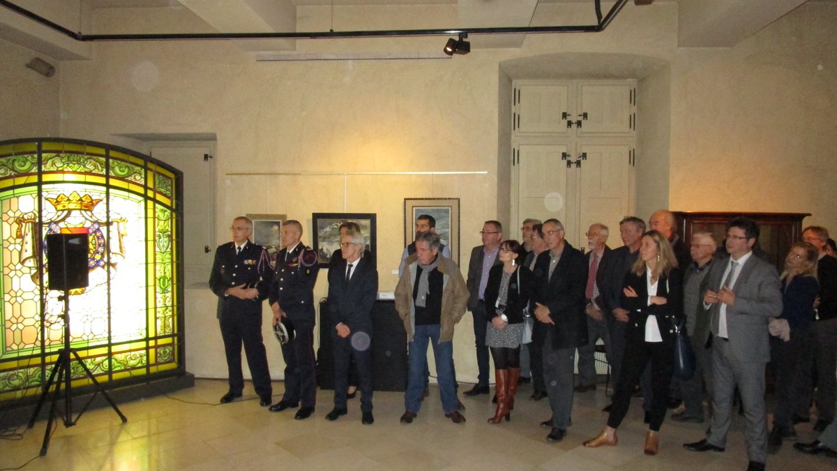nathalie_ithier's tweet photo. La @ShemHydro a présenté les vœux de sa Direction Régionale 19/46 au #musée #Labenche de #Brive @gaillard100. Une soirée placée sous le signe des énergies vertes avec la présentation très appréciée de la ville d'@UzercheLaPerle @ENGIEgroup #eau #Energie https://t.co/0NnGjolm8M