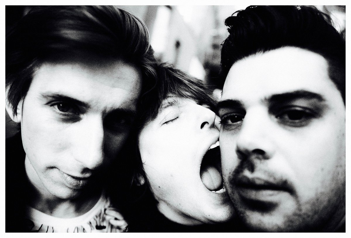 #TRAMPOLENE
Keep em peeled...some face licking...actually...tour news coming tonight at 7pm
<a href="/This_Feeling/">This Feeling</a> <a href="/MetropolisMusic/">Metropolis Music</a> @redstripelager @piratestudiosuk
XxX
📸 <a href="/daniel_quesada_/">Daniel Quesada</a>