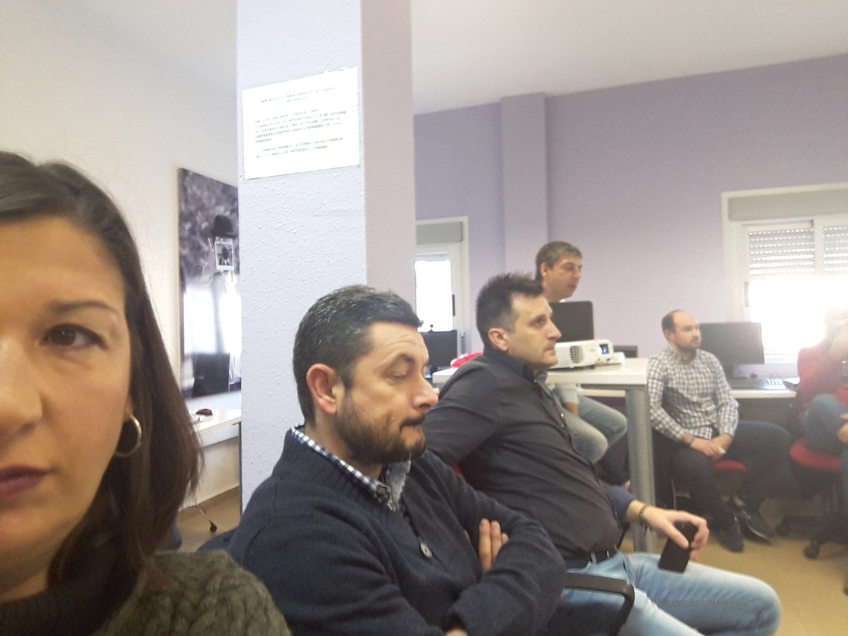 Hoy en @CGcambil reunión objetivos #Guadalinfo 2018 con <a href="/fmraya/">Fran</a> <a href="/CGGarciez/">CGGarciez</a> @CGLopera <a href="/CGBegijar/">Punto Vuela Begijar</a>