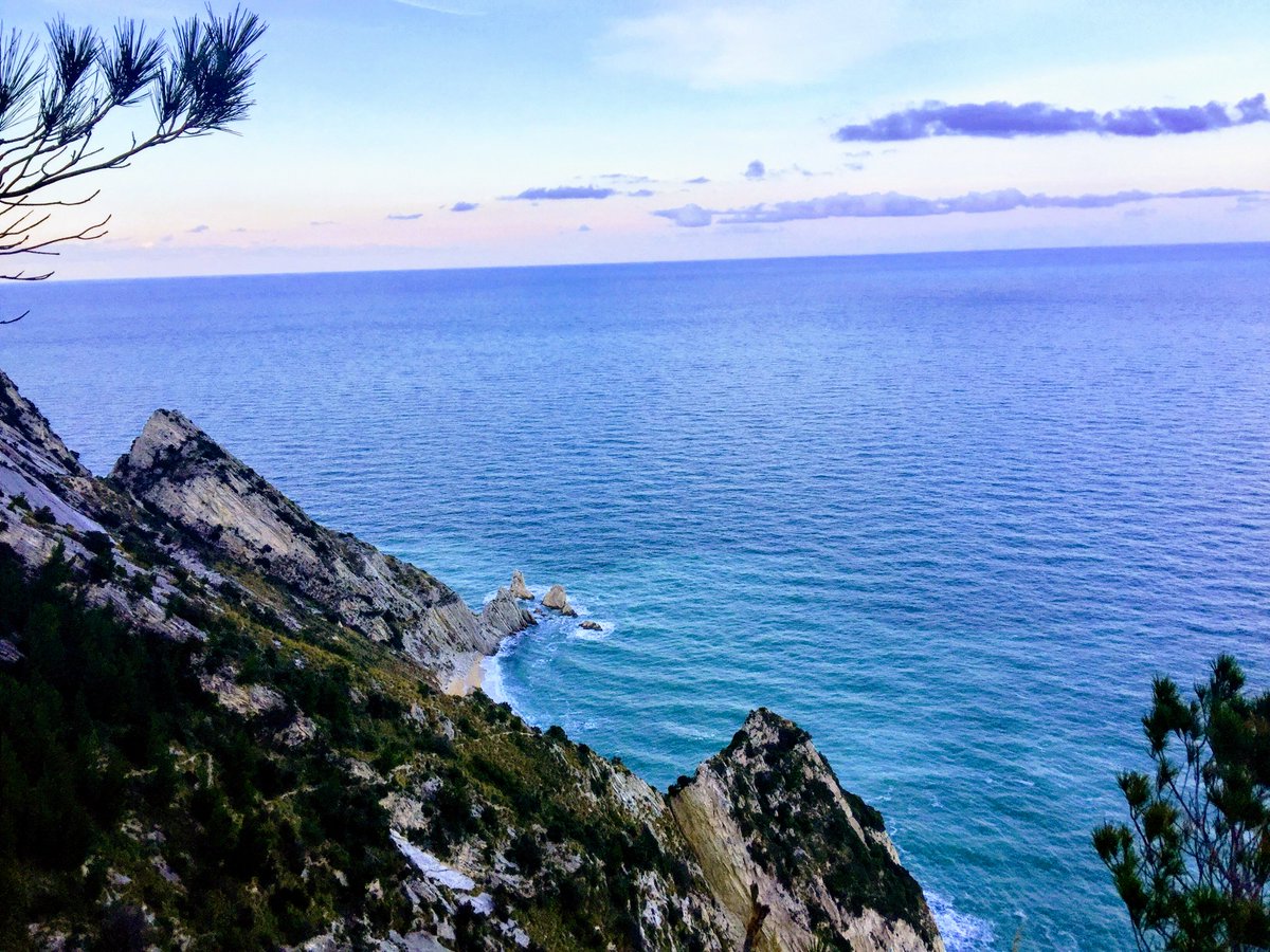 Un paesaggio è uno stato d’animo #conero #alcentronelcuore