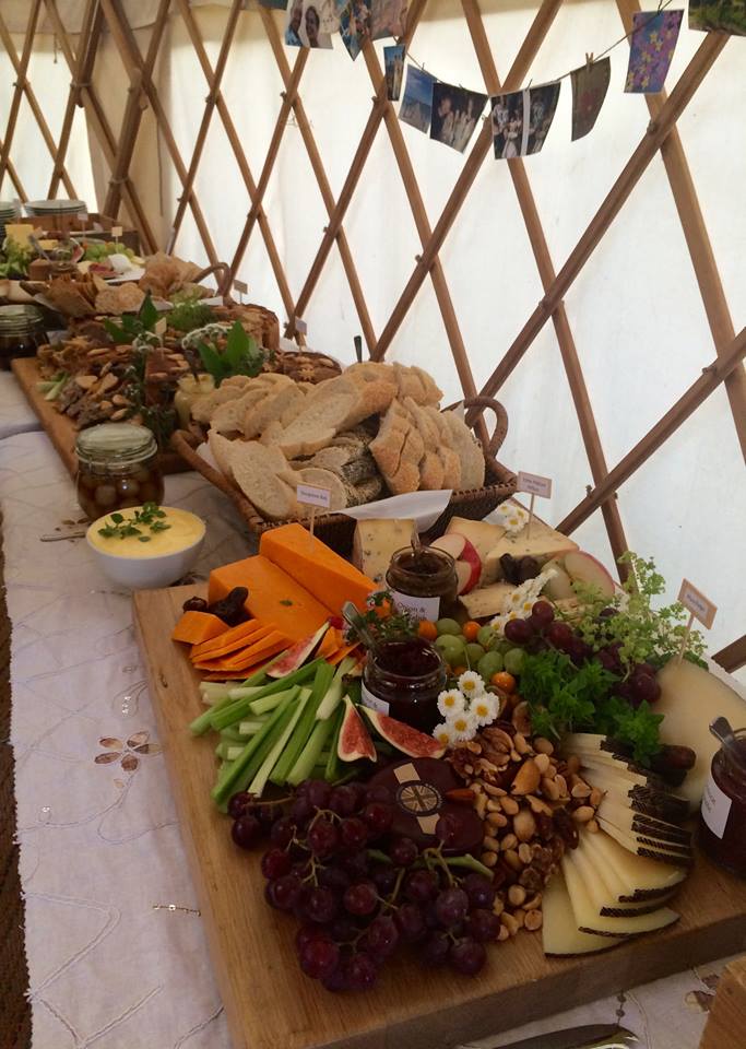 GuidesForBrides's tweet photo. Great to have @holmanleanne #Echofood renew their catering listing with us, their food looks delicious. If you are looking for #weddingcaterer in Wiltshire come and check them out https://t.co/v2akhoFY0M https://t.co/Tp0H337CNM