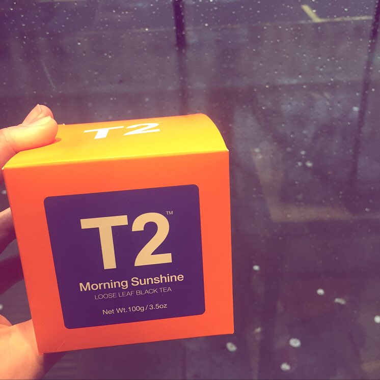 T2teaCheltenham's tweet photo. 🎵 Raindrops on windows and leaves inside teacups 🎵 Start your day with a sunny blend of Assam and Darjeeling and forget about the weather 🌧->☀️ ->🤗 #morningsunshine #t2moments #T2tea #T2Cheltenham #tea #blacktea #rainydaygoaway https://t.co/MwgJhWi139