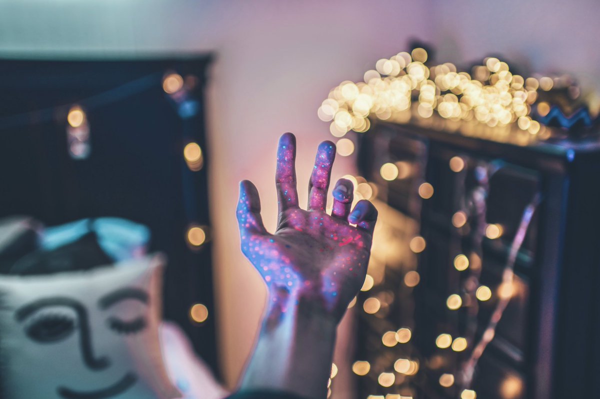 Brandonwoelfel's tweet photo. What happens when I don't have any models 'on hand' https://t.co/W6xr0PSafw