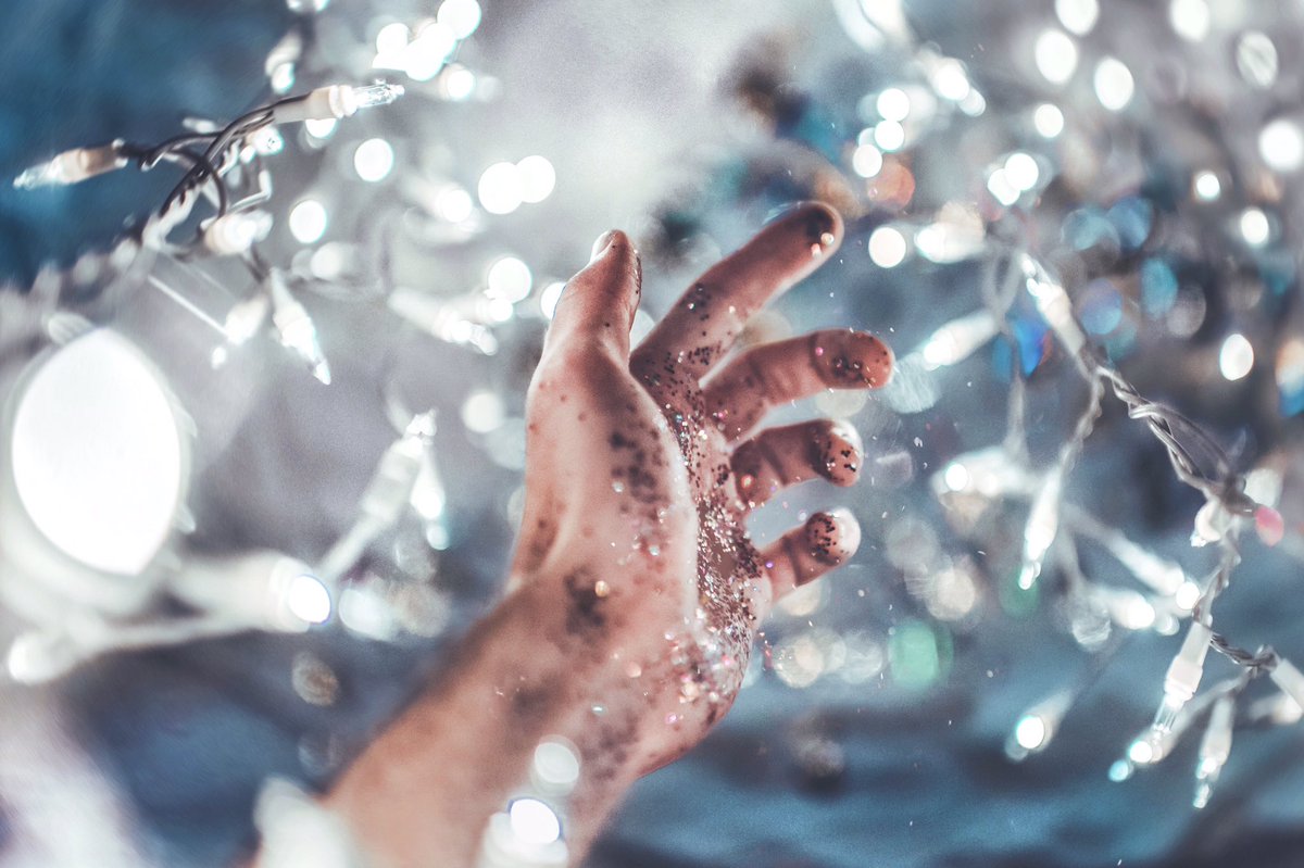 Brandonwoelfel's tweet photo. What happens when I don't have any models 'on hand' https://t.co/W6xr0PSafw