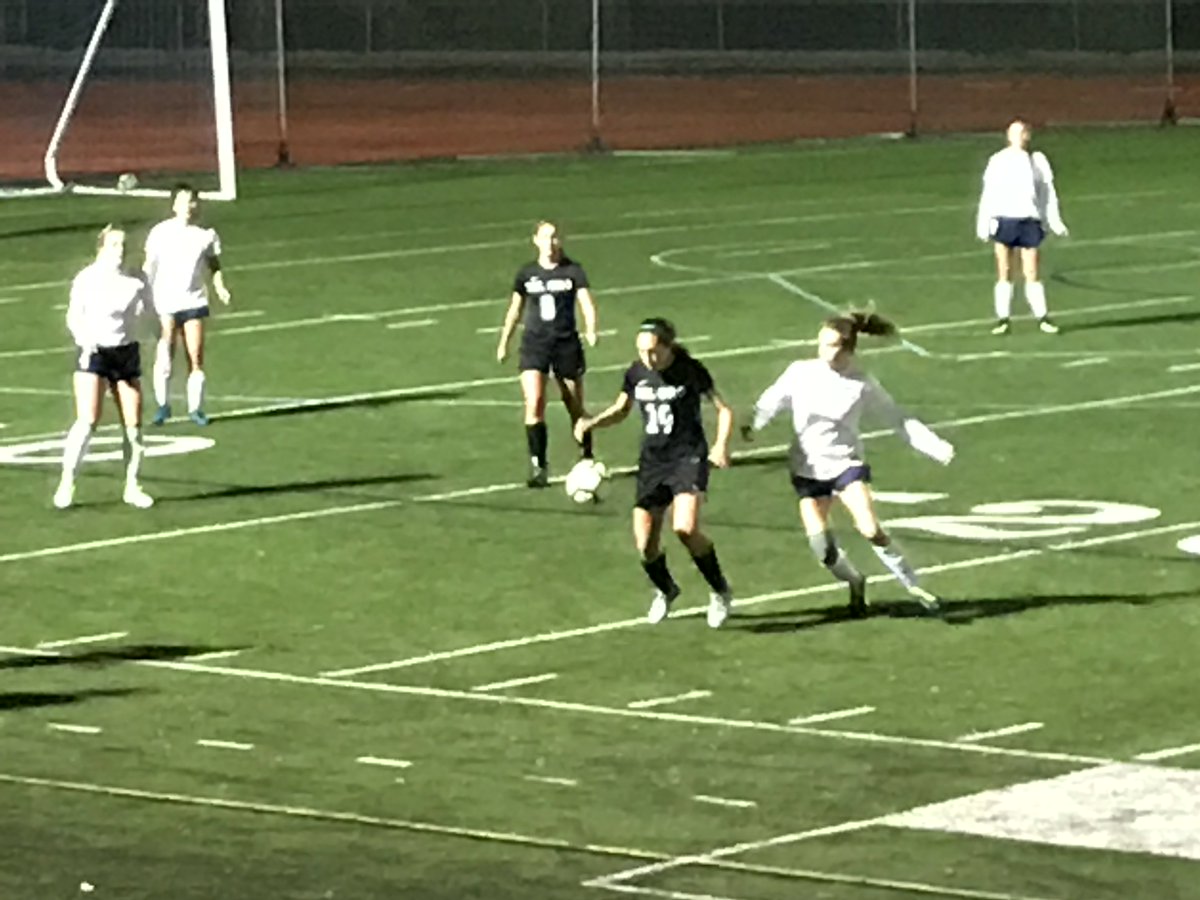 TROJANPRIDE80's tweet photo. Women’s @ORvarsitysoccer defeats Del Oro, 1-0! @telegraphmlong @mstudyvinmtdemo https://t.co/TzT5WTT6cb
