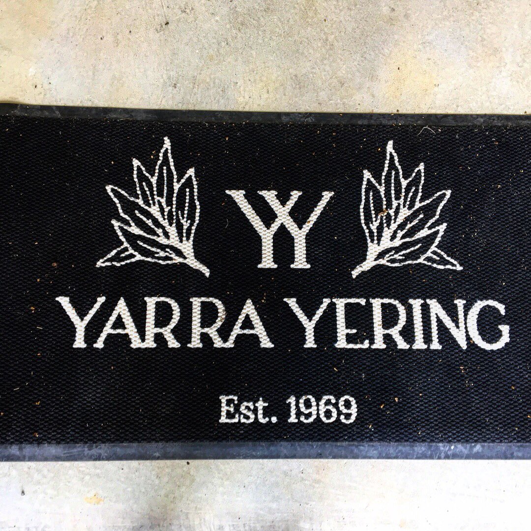 The Roaming Wino tweet media