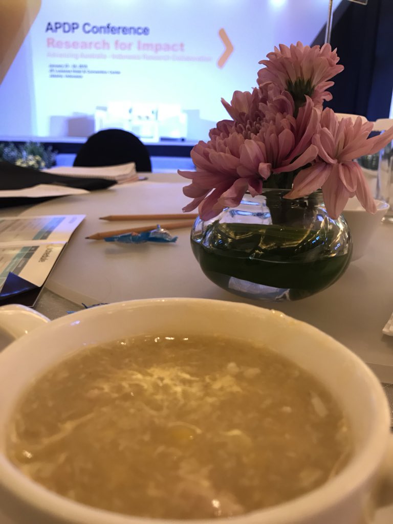DrGregDarwin's tweet photo. Lunch https://t.co/CdgdN6tRK1