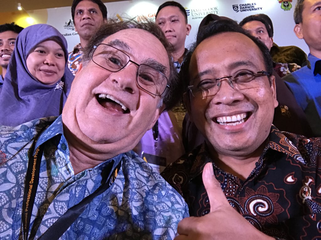 DrGregDarwin's tweet photo. My new friend https://t.co/Rm3kKUJbWp