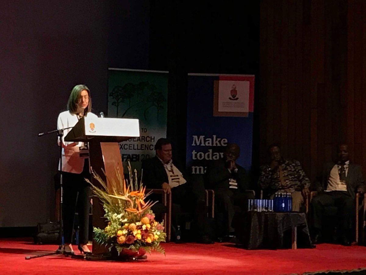 Fabiteam1's tweet photo. Prof Cheryl de la Rey, principle of @UPTuks, in opening address of #fabi20 says FABI is undoubtedly the most successful research institute on campus. https://t.co/Jj3NuMVXO5