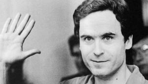 deathbyhibachi's tweet photo. American #serialkiller #TedBundy was executed in the electric chair #onthisday in 1989.
#otd #capitalpunishment #kidnapper #deathpenalty #rapist #burlar #necrophile #murderer #TheodoreRobertCowell https://t.co/yTOOnF2Fog