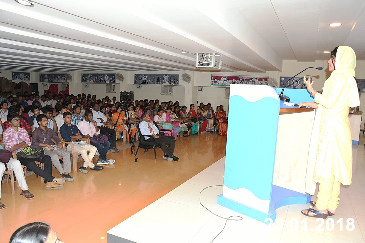 veltechofficial's tweet photo. Guest Lecture on #Innovation_and_Entrepreneurship organized by #Departmenf_of_Computer_Science_and_Engineering
#Vel_Tech
View More: https://t.co/lgR8pas66f https://t.co/XcuenOz3F7