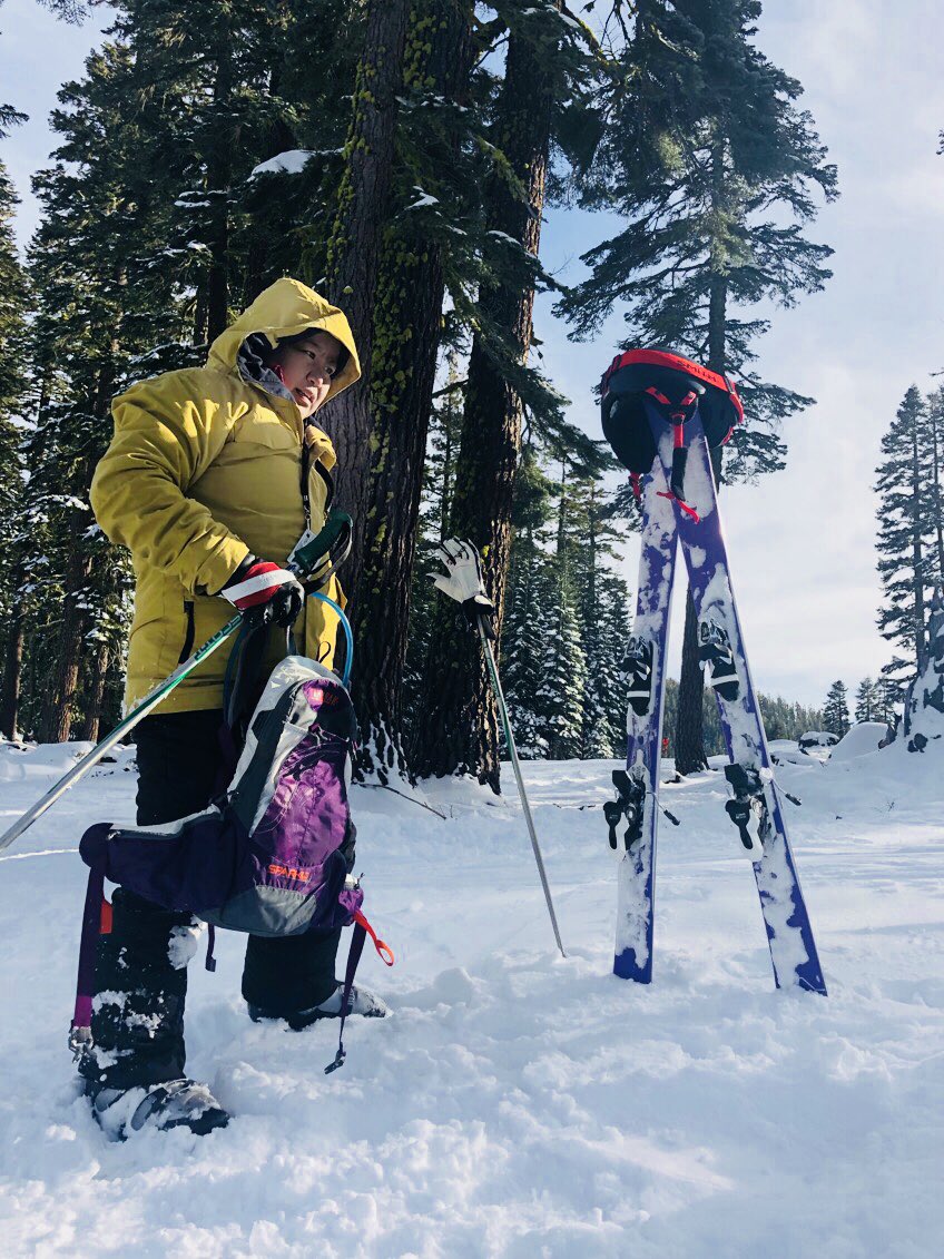 VenusDugayon's tweet photo. Finally, I can officially say I skied from top of the mountain! Whew! https://t.co/7E4NUivny2