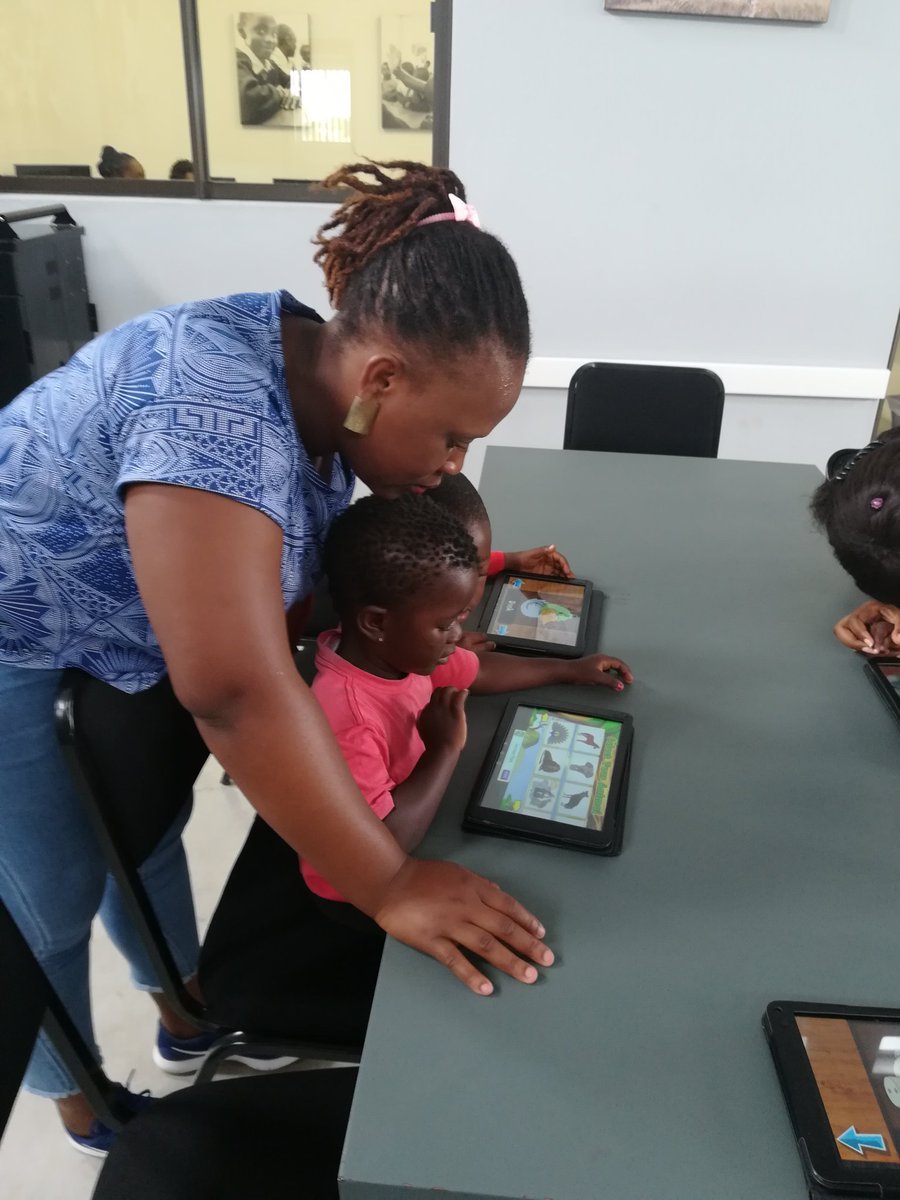 Glenrose669's tweet photo. #OpenLearning is the right place to be #HennaPreSchool having their first class @HuntDLC @GwfOnline @mawogu @community_more https://t.co/IBRnzi8wYs