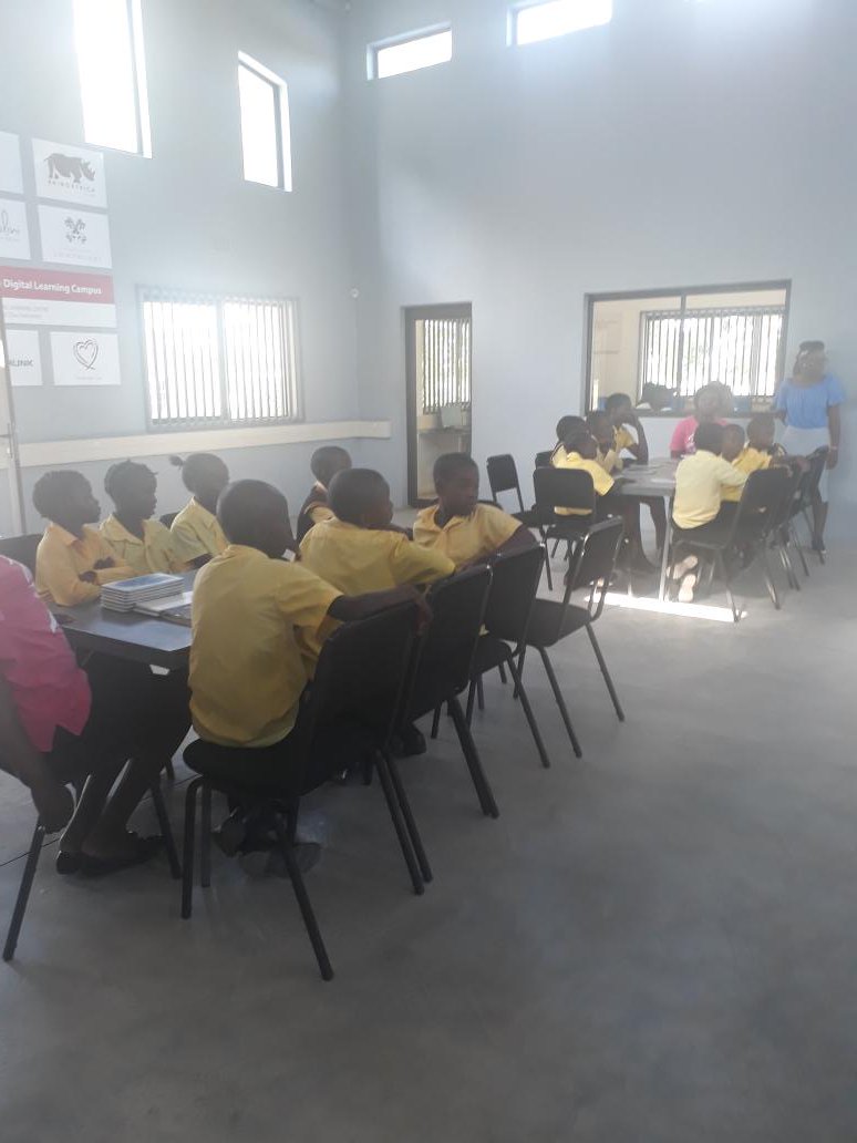 KindTiyani's tweet photo. Yippy our Learners from Babati are here @GwfOnline @JusticiaDlc #OutOfTheBox. #OpenLearning #EduRevolution #Fun #Learning https://t.co/IegYC7hKrw