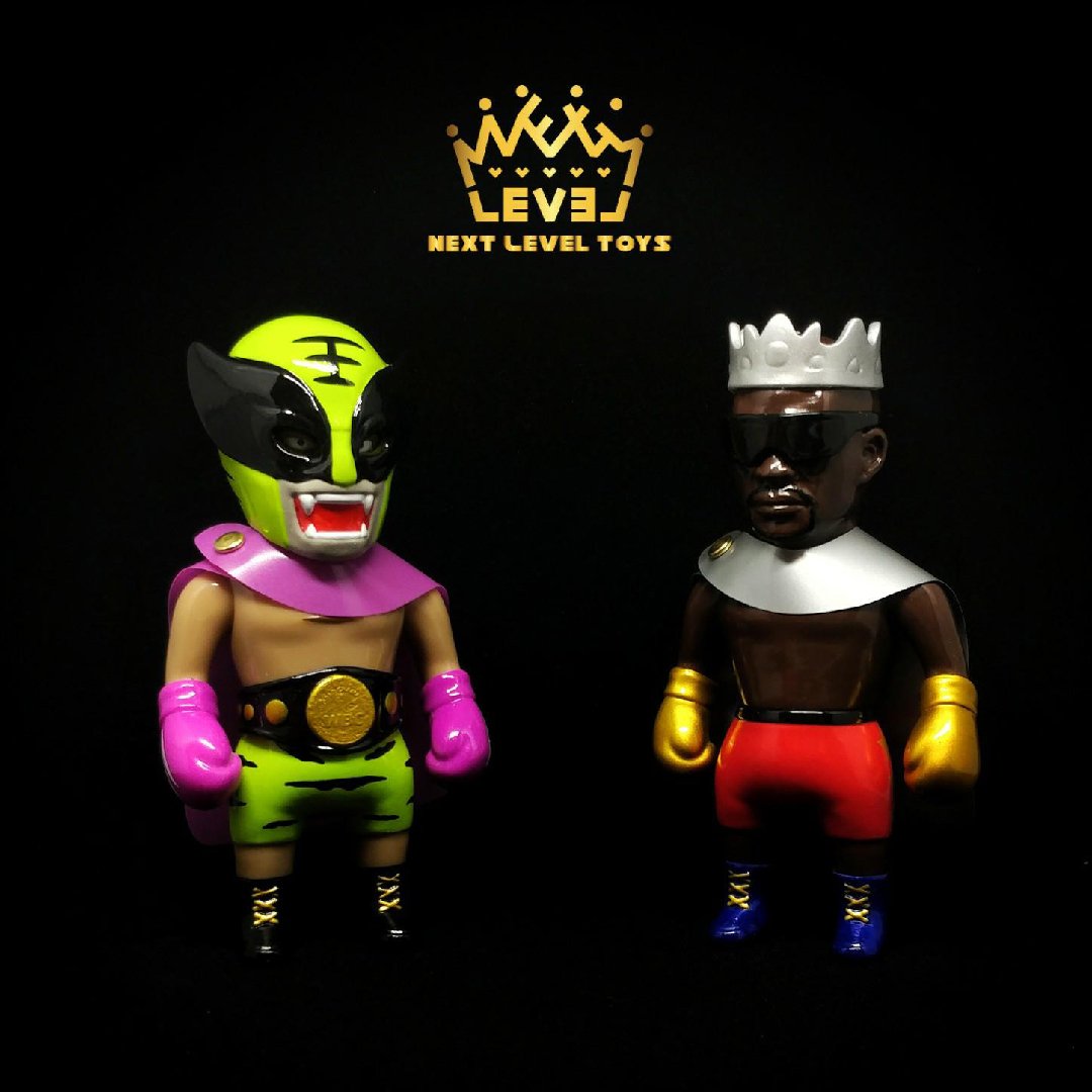 toystoart's tweet photo. 香港の進行デザイナートイブランドNext Level ToysがToys to Artに登場!人気のFight of the Century (2nd Edition)が現在販売中となりますのでファンの方はお見逃しなく!
#toystoart #arttoy #designertoy
#バイナル #デザイナートイ #nextleveltoys #fightofthecentury
https://t.co/fKoKDORP3O https://t.co/MLHez70pdX