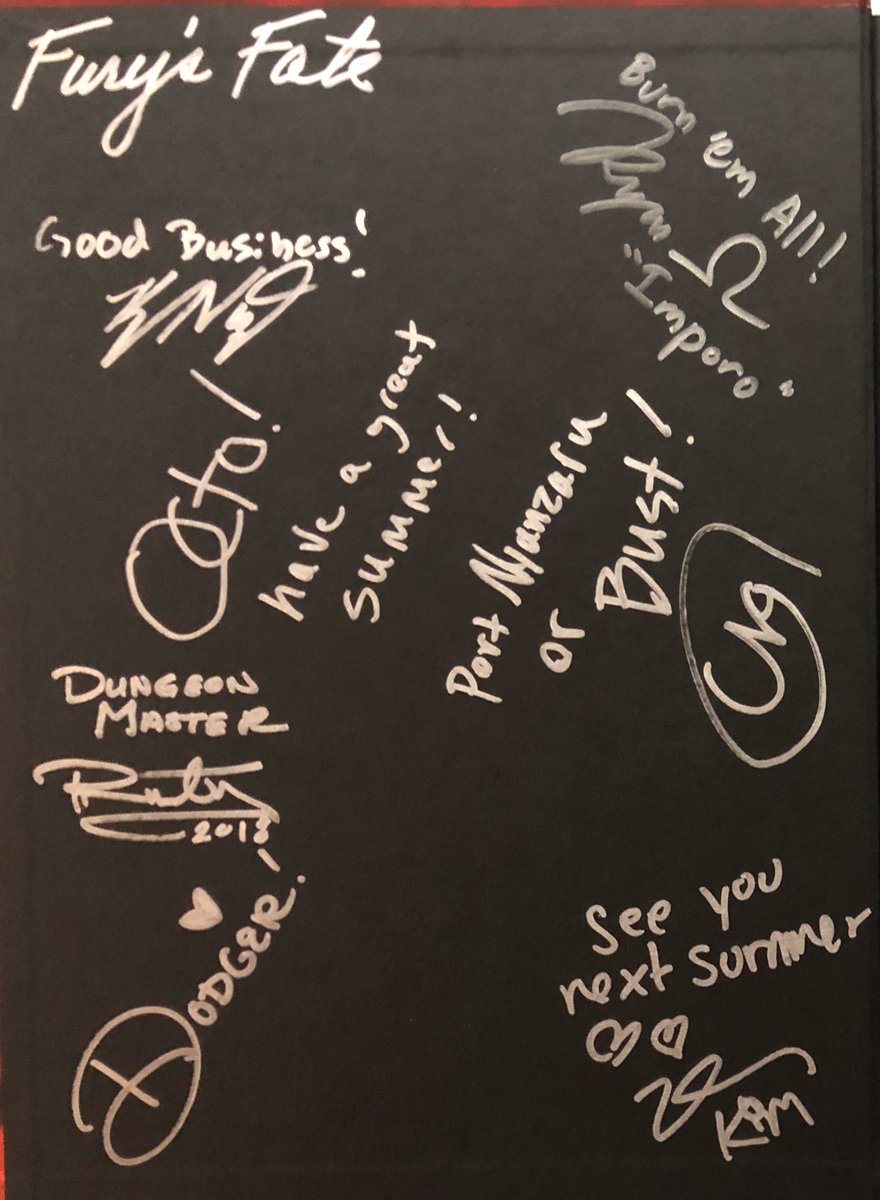 MazeArcana's tweet photo. Ohai @Wizards_DnD, didnโt see you and your fancy PHB. Anyone like to win it during the #FurysFate #Season #Finale
WEDNESDAY
6pm
https://t.co/g641pHFjyU
Signed by @RutyWootโs cast & @satinephoenixโs #SirensoftheRealms
#dnd #dungeonsanddragons #WotCPartner @MazeArcana https://t.co/3ifsN8VMyE