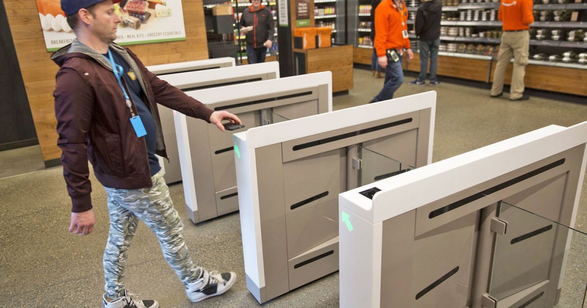 modeso_ch's tweet image. #Amazon’s Cashier-free Convenience Store of the Future buff.ly/2E4j1Lq #digitalization #pos