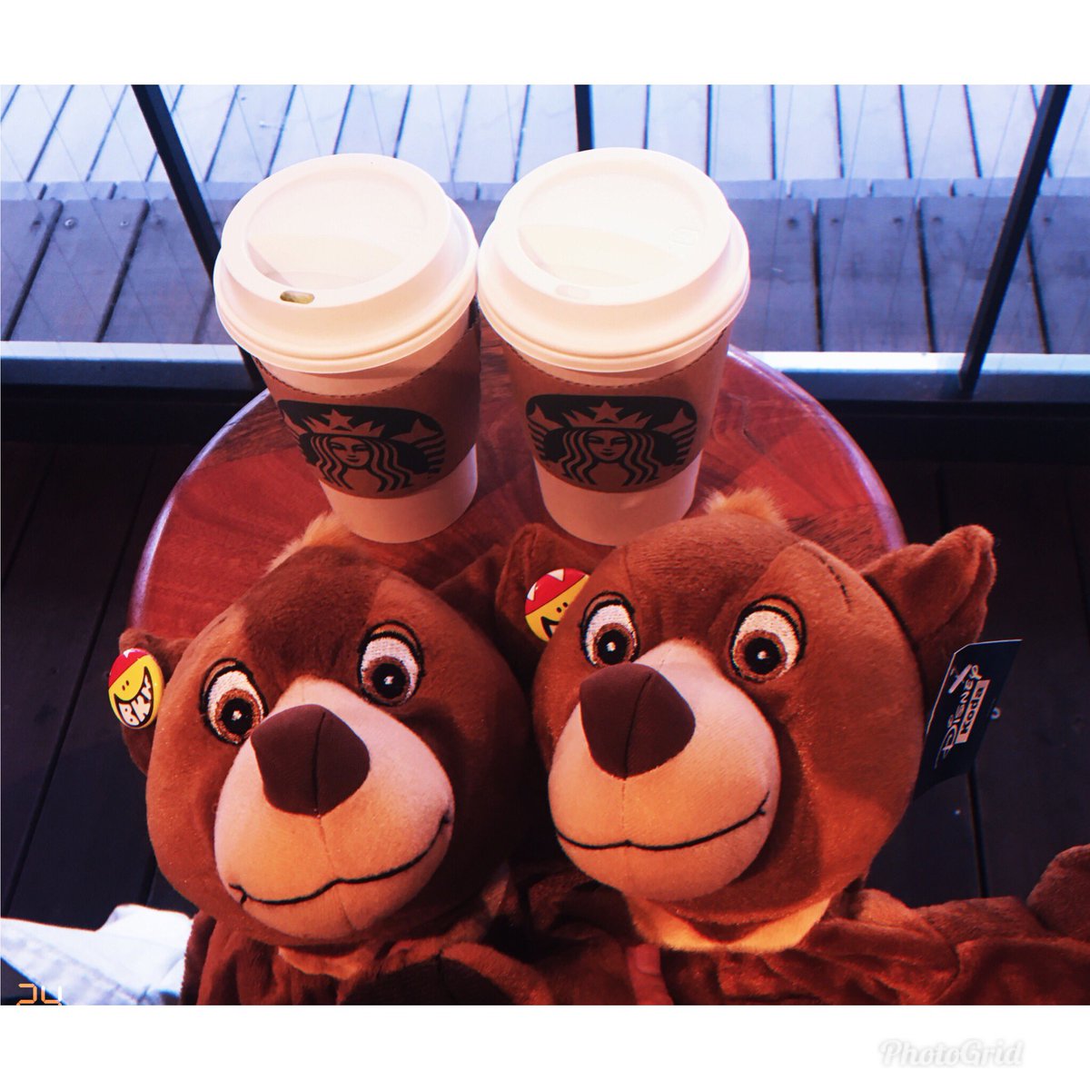 yu____0203's tweet photo. @mkf_luv と 高円寺🐻❤🐻
昨日決まって即行動したよね（笑）
予約したらナイスタイミングで
この席行けた( ´-` ).｡oO ( ♡ )
可愛すぎて100枚以上📸撮った笑👯‍♀️
店員さんに話聞いたり色々買ったり
して大満足だった〜〜〜♥♥
また行きたいな♥♥
#高円寺#山﨑賢人#火曜サプライズ https://t.co/v5aKljF64r