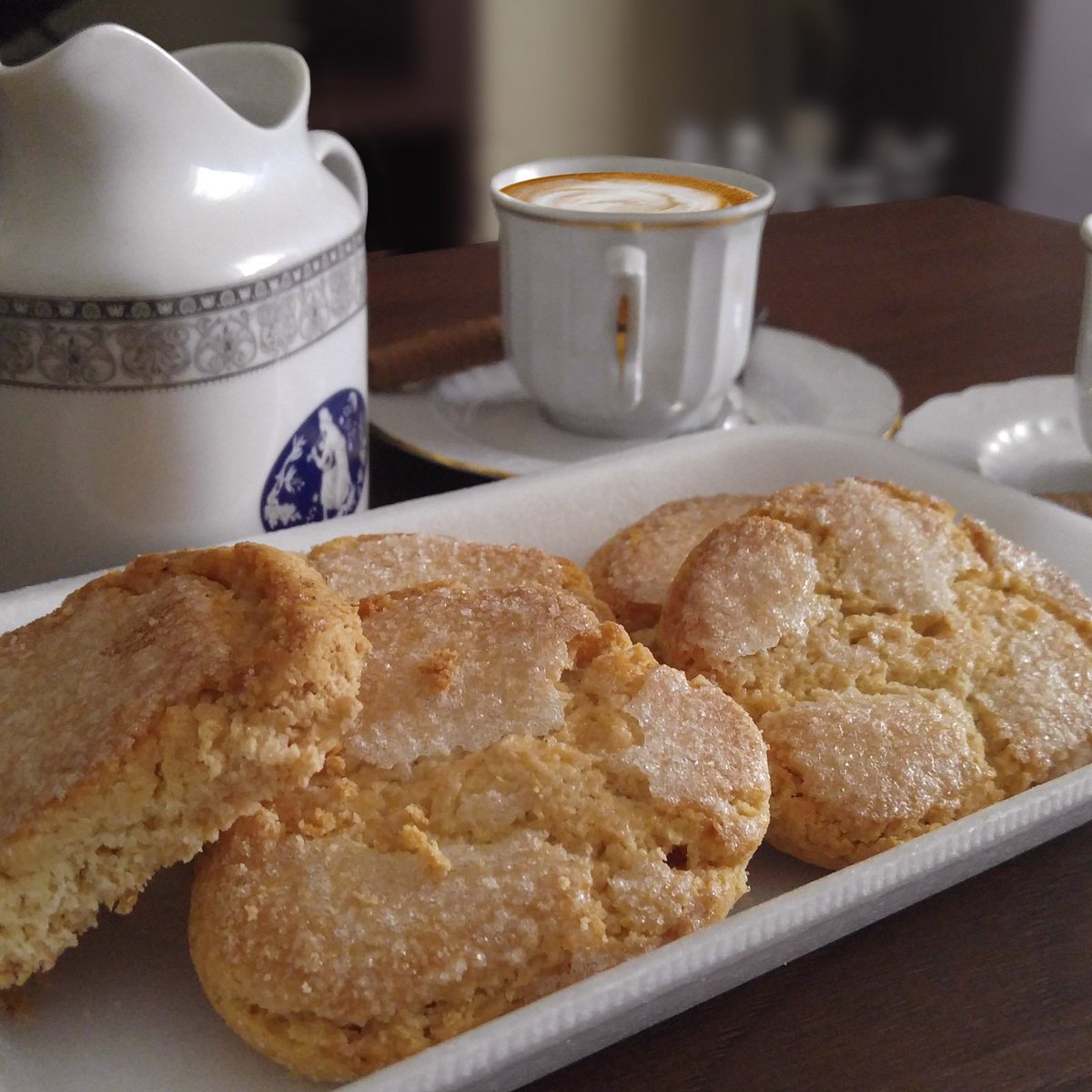 Prod_El_Cateto's tweet photo. Feliz desayuno a todos desde Productos El Cateto. ¿No os apetecen unas deliciosas perrunas para acompañar el café de la mañana? Pídelas aquí: https://t.co/t57f56tSuj https://t.co/MHhZryLQ5O