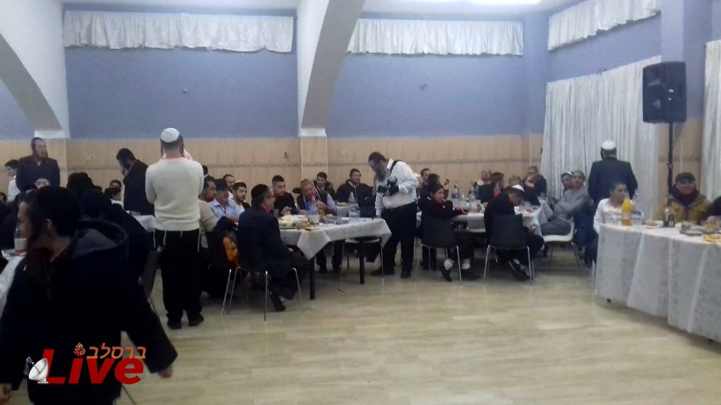 ברסלב live tweet media