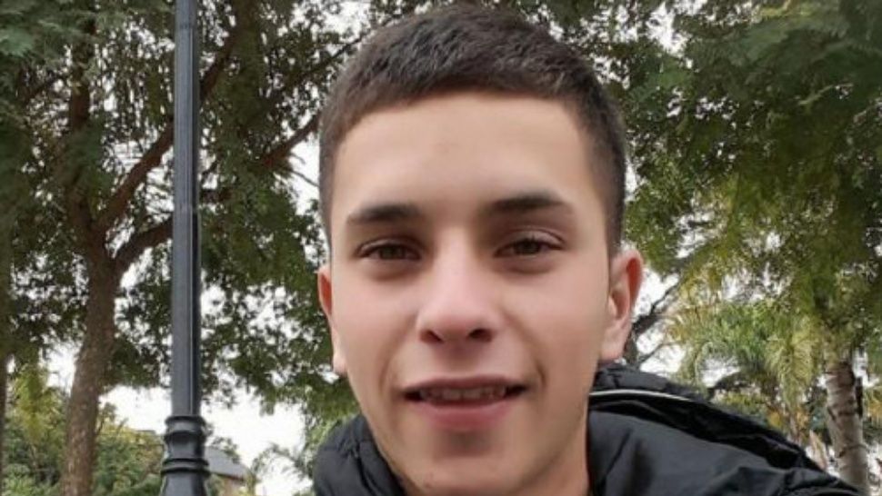 Cronica_ok's tweet photo. Cayó narco que mató a pibe de 17 años https://t.co/e4VTmDg7U6 #EnMoreno #PorCrimenEnTigre #ArmadoHastaLosDientes #UnDelincuentePeligrosísimo #QueNoSalgaMás #PorSeguridadDeLosCiudadanosDeBien #EXCLUSIVO https://t.co/jrnpBjb8Vy