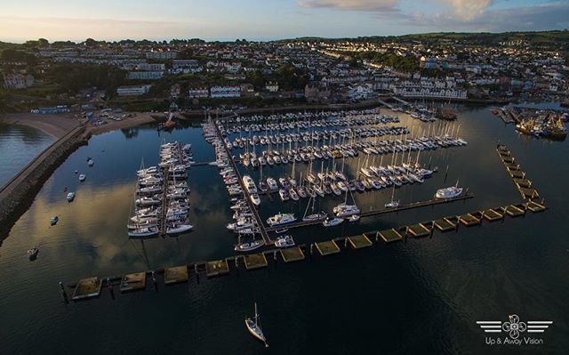 Looking through old pictures and came across this beauty. Brixham Marina at sunrise with water like glass. 
#brixham #marina #boats #yacht #torbay #dronephotography #drone #aerialphotography #fishing #sea #coastal #portofbrixham #picoftheday #oldphoto ift.tt/2FaQkfb