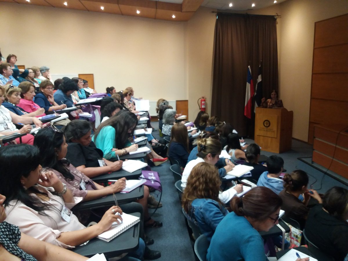 prodemubiobio's tweet photo. Comienza 3era sesión de seminario #masmujeresalpoder. Hoy expone @LyaGonzalez1 y Carmen Andrade para + de 200 mujeres!
@gorebiobio @PRODEMU https://t.co/4WAee3Mb8D