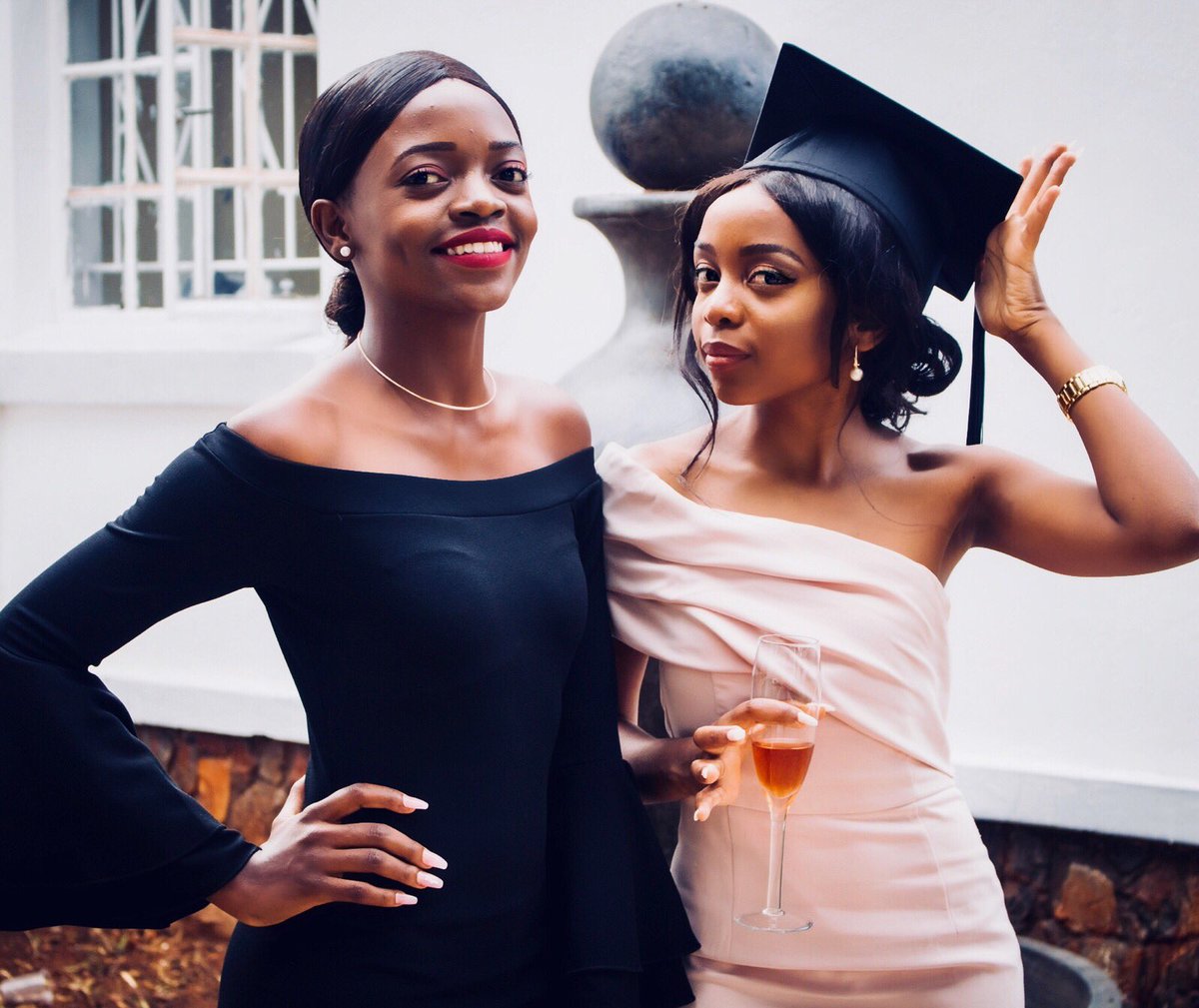 illyvanilly27's tweet photo. Woman Crush Wednesday! Here’s to strong women; may we know them, may we be them, may we raise them. 👭🥂. https://t.co/cntRg2CwE9