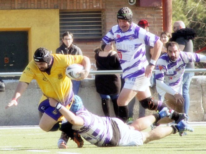 RugbyAlcorcon's tweet photo. Nuestro #UROB no pudo cosechar la victoria en #Orcasitas vs @CaumetropoA B pero nos dejo estas magníficas fotos captadas por @alexandramzp -> https://t.co/wpuYznFdvi https://t.co/4TfeWga3ya