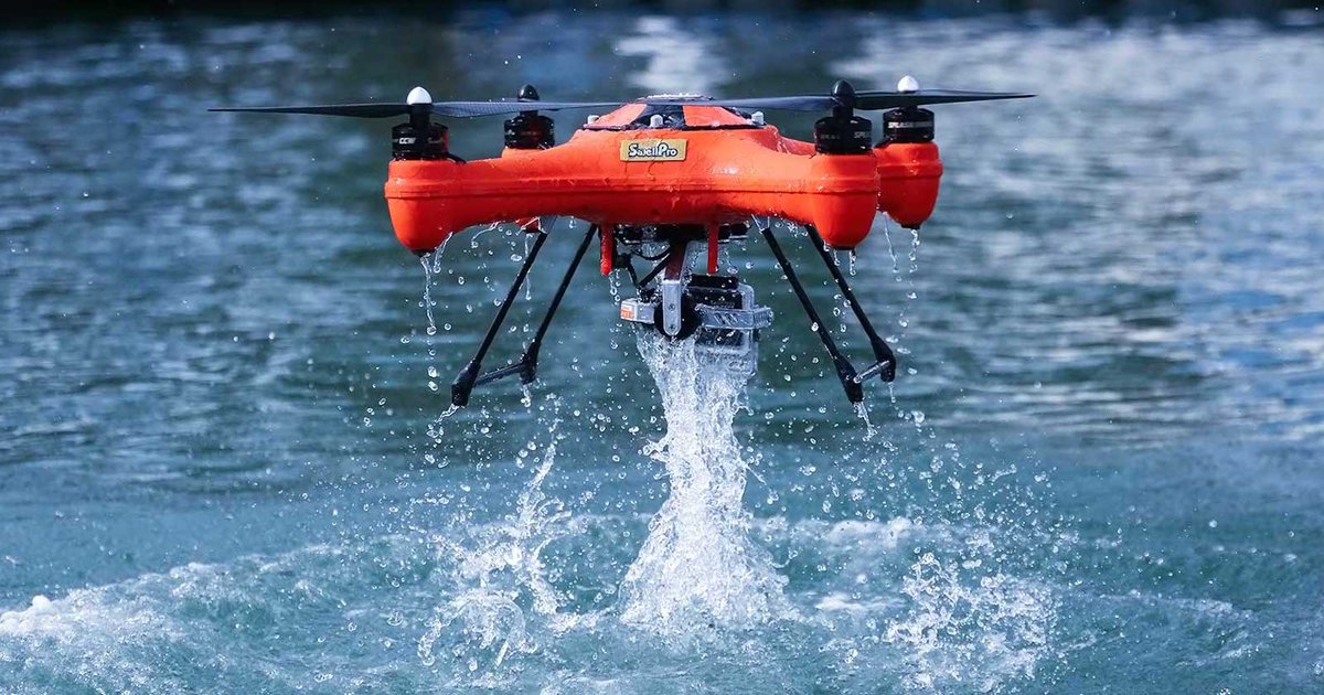 ShowDrone's tweet photo. El número de operadores de #drones en España sube a los 2.800🔝. https://t.co/qlNwncSe2i https://t.co/Gwbe3VX5Ft