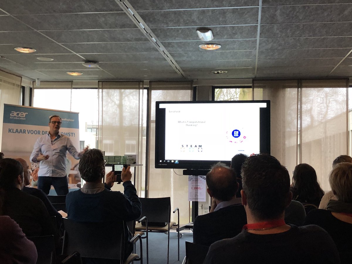 De eerste kennissessies zijn begonnen met onder andere de “Google Bootcamp” door <a href="/slterpstra/">Sebastiaan Terpstra</a> en <a href="/wstiekema/">Wouter Stiekema</a> en “Starten met programmeren in de klas” door @meesterralph  #HICTDag18