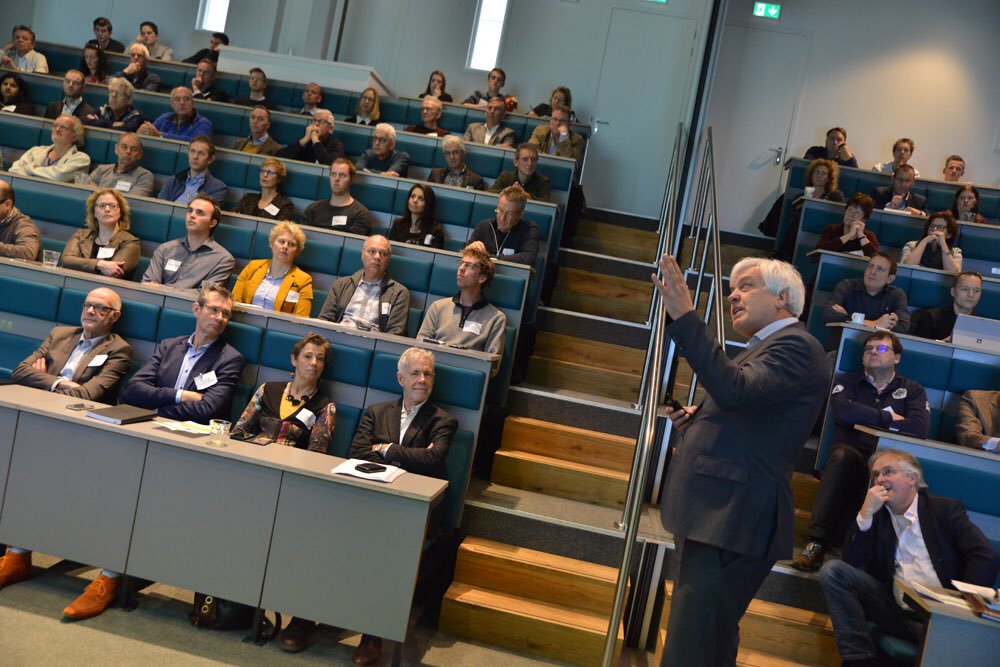 civtu's tweet photo. Symposium CIV TU-Tuinbouw en generatie Z: samenwerking bedrijven en onderwijs met goed resultaat. https://t.co/GAYrkTJG2O