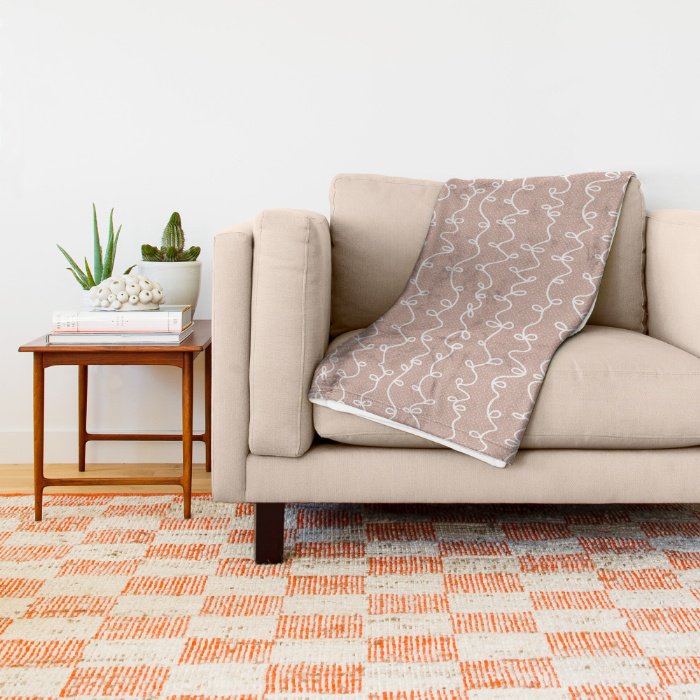 marta_laguna_de's tweet photo. Seriously soft throw #blankets with #20off only today.
.
.
#MartaLagunaDesign #XereCollection #homeaccessories #homeisnpo #shopsmall #Homeware #shoplocal #uniquegifts #winterdays #blanket #sofatime #sales #homedecor #society6 #blanket  #scandinavianhome #livingroom #throws https://t.co/kLfgMv6rmC