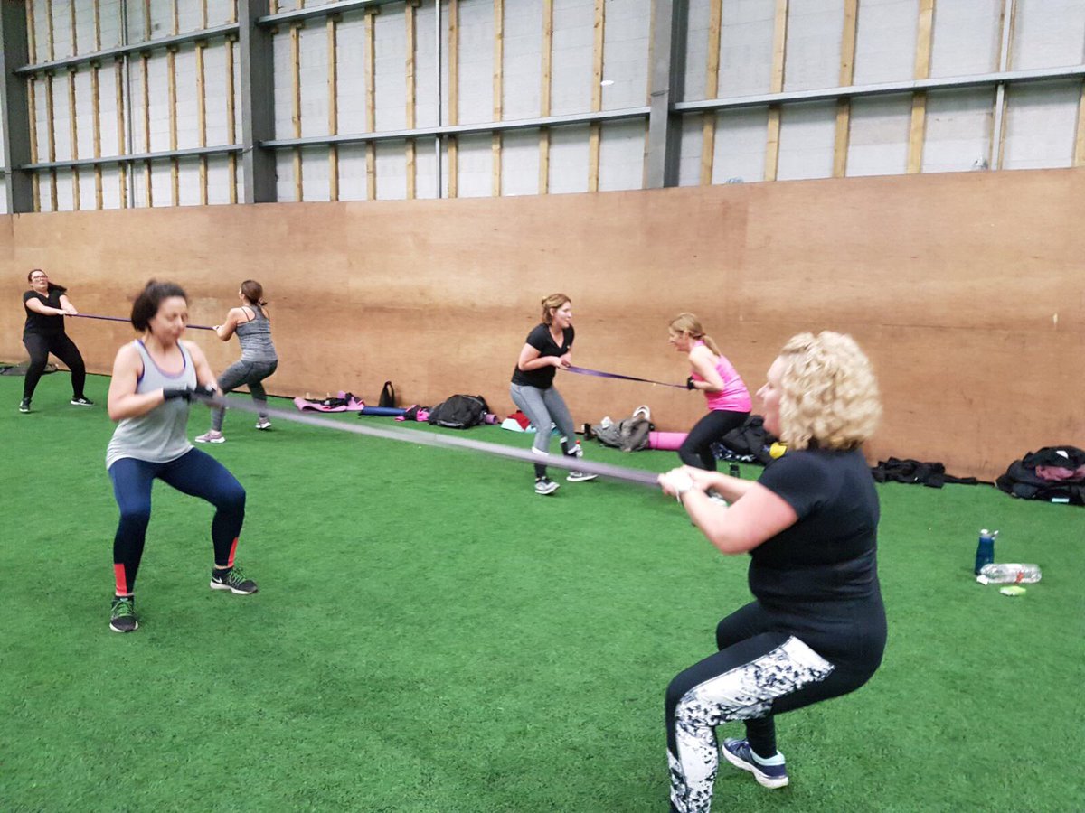 Oooshhhh Resistance Band Training for all of our lovely ladies yesterday!! 💪🏼🔥💦🍑

#HeatoneFitness #Bootcamp #ResistanceBands