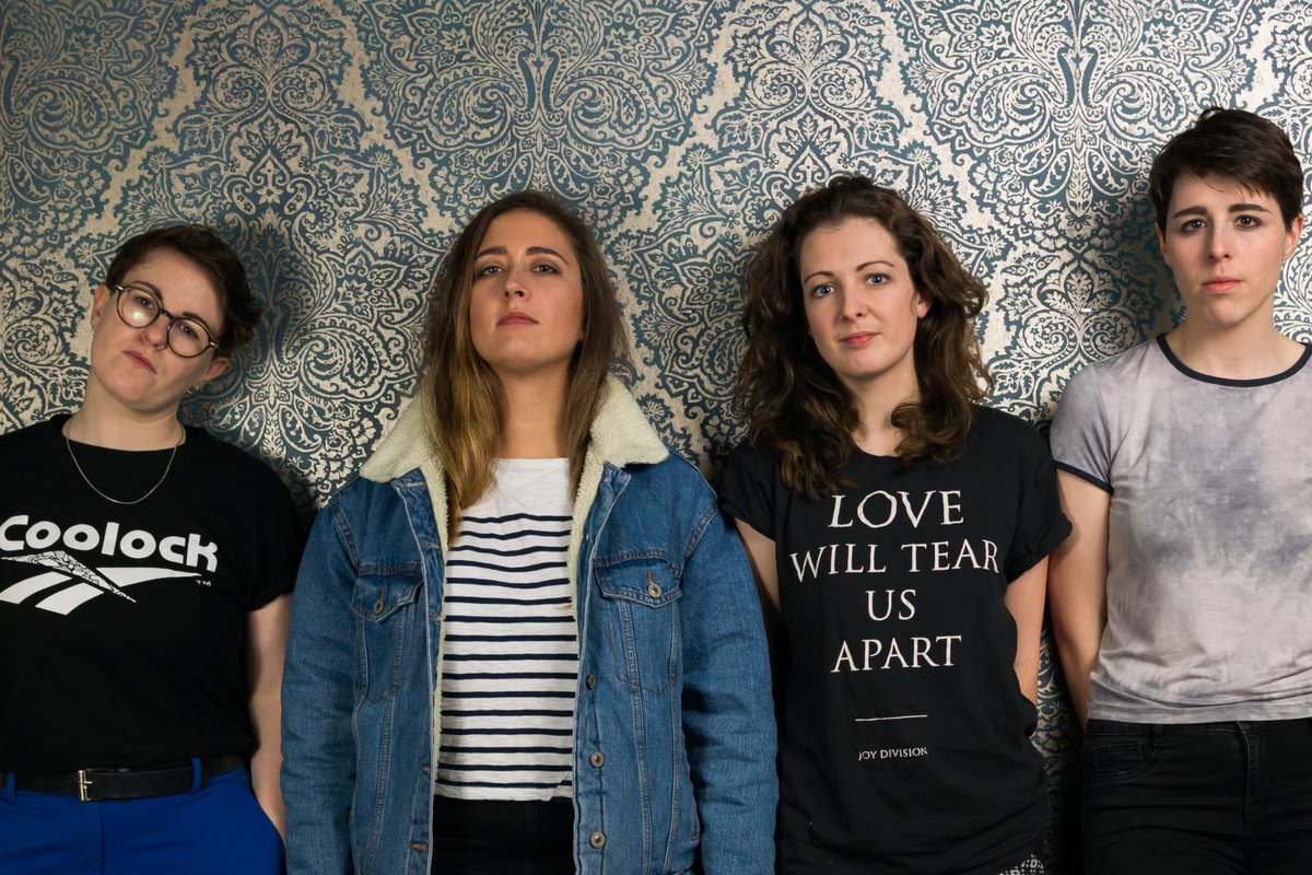 Today's Neu Pick comes in the form of 'Favourite', the brilliantly catchy new single from Irish trio @PillowQueeens. diymag.com/2018/01/24/pil…