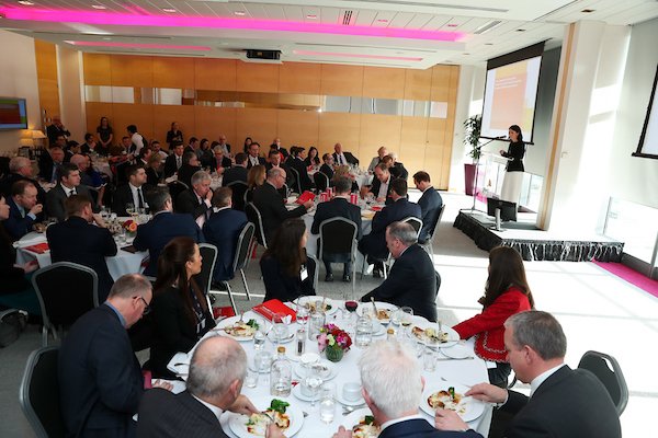 Yesterday, we launched our inaugural aviation leasing industry report: 'Taking flight - 2018'. Pictured at the launch were <a href="/YvonneTPwC/">Yvonne Thompson</a>, <a href="/IDAIRELAND/">IDA Ireland</a>'s Kieran Donoghue and Fiona McCabe, <a href="/bleonarb/">Brian Leonard</a> &amp; @Rachel_AFAS Frye. Download the report here: pwc.ie/TakingFlight